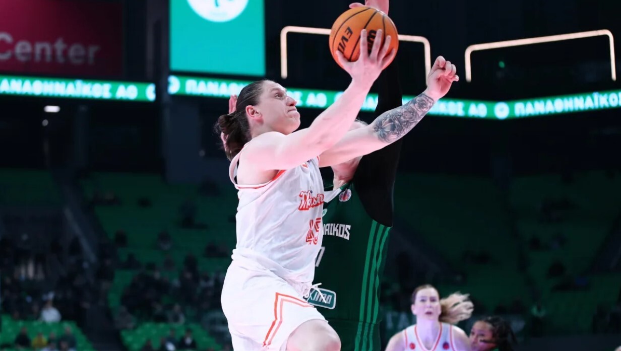 Українки за кордоном: Ягупова набрала 14 очок в Єврокубку, у Діке 14 очок в NCAA 